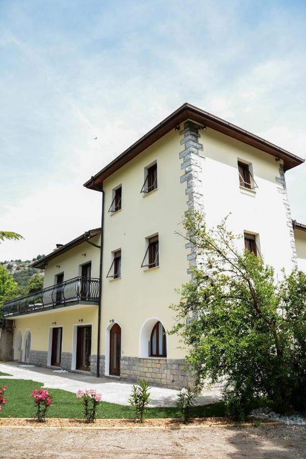 Villa Torbole Torbole Sul Garda Exterior photo