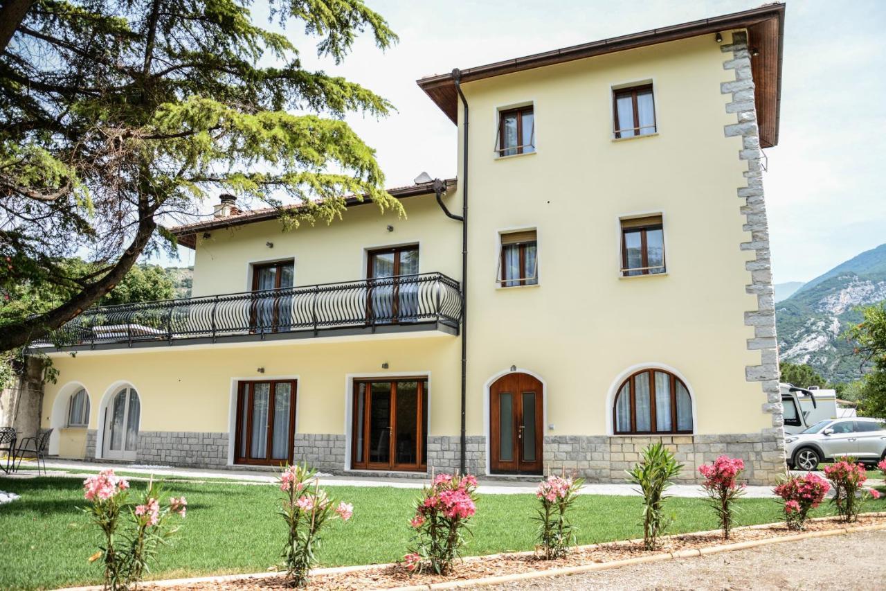 Villa Torbole Torbole Sul Garda Exterior photo